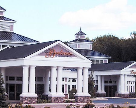 Bertram Inn And Conference Center Aurora ภายนอก รูปภาพ