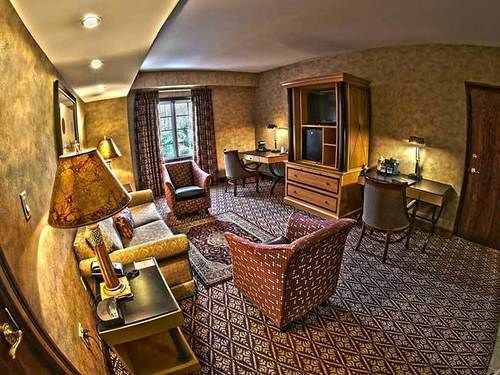 Bertram Inn And Conference Center Aurora ภายนอก รูปภาพ