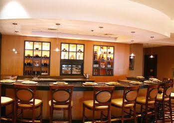Bertram Inn And Conference Center Aurora ภายนอก รูปภาพ