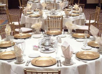 Bertram Inn And Conference Center Aurora ภายนอก รูปภาพ
