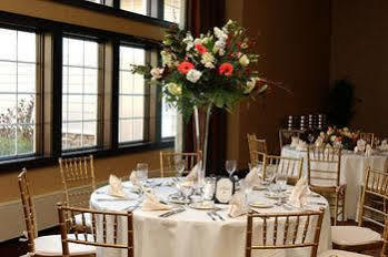 Bertram Inn And Conference Center Aurora ภายนอก รูปภาพ